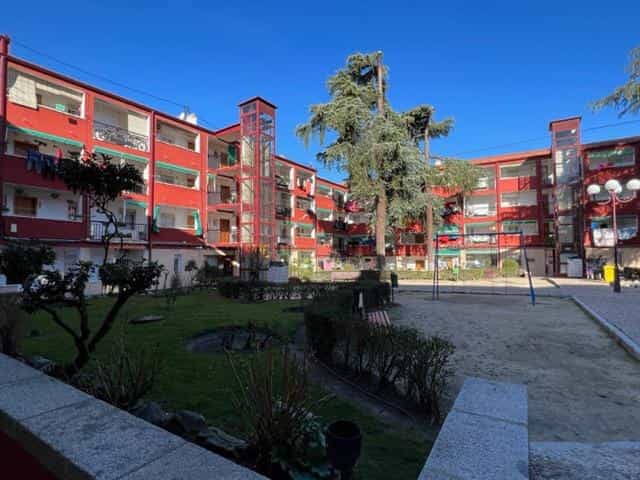 Condominium in Madrid, Community of Madrid 11627960