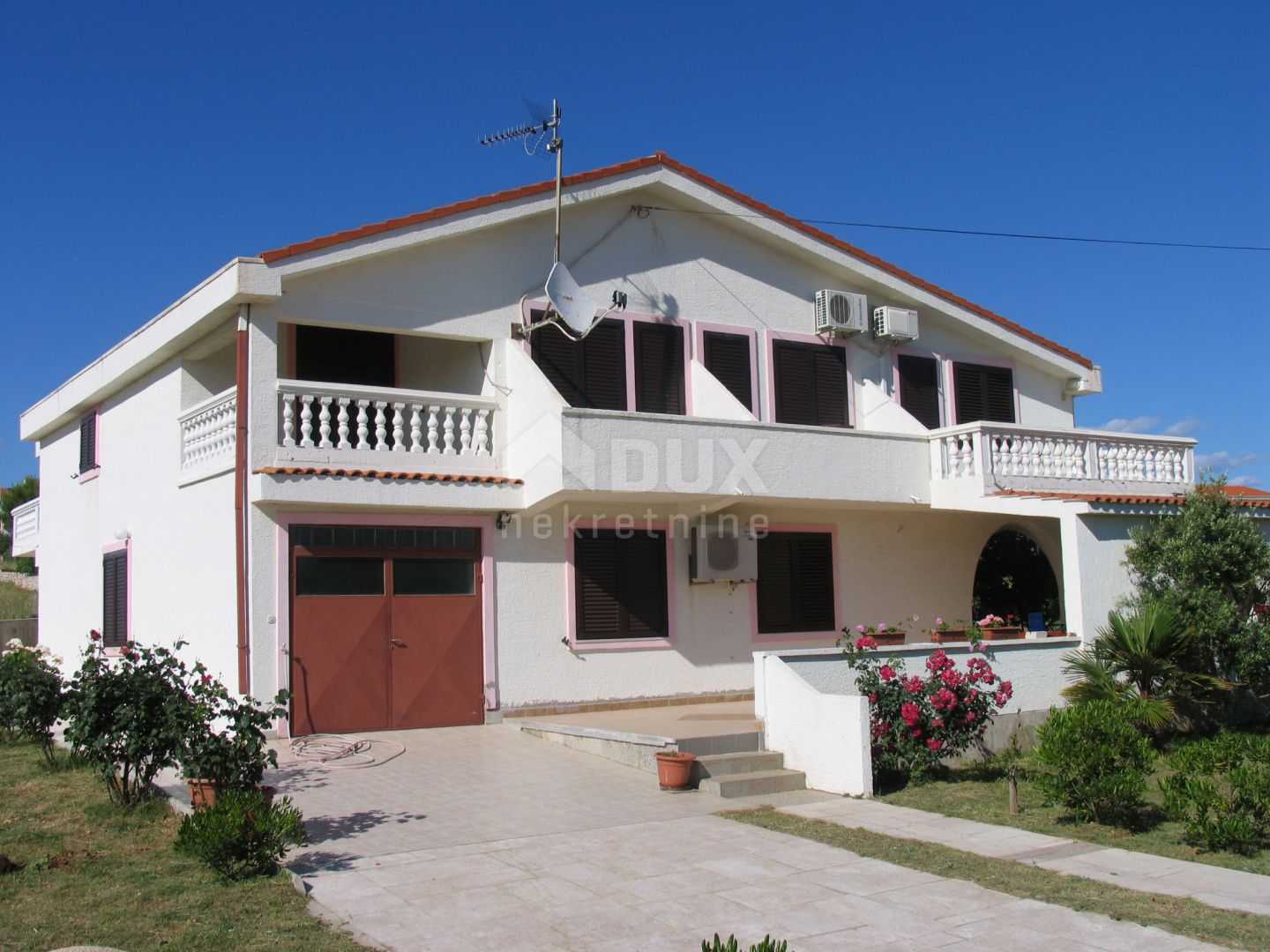 Hus i Povljana, Zadarska Zupanija 11627971
