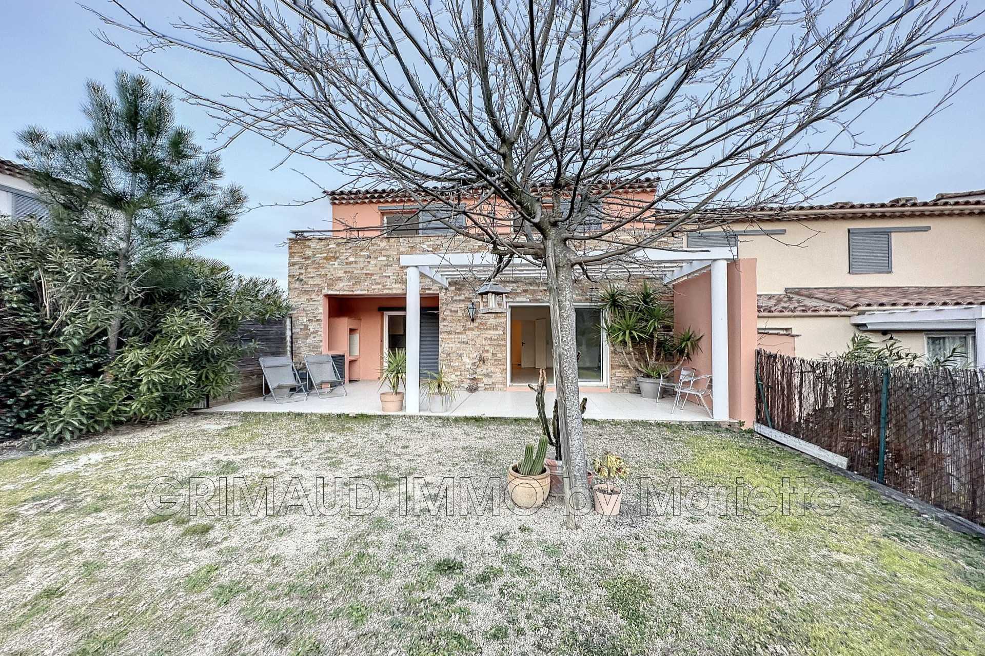House in Le Plan-de-la-Tour, Provence-Alpes-Cote d'Azur 11628021