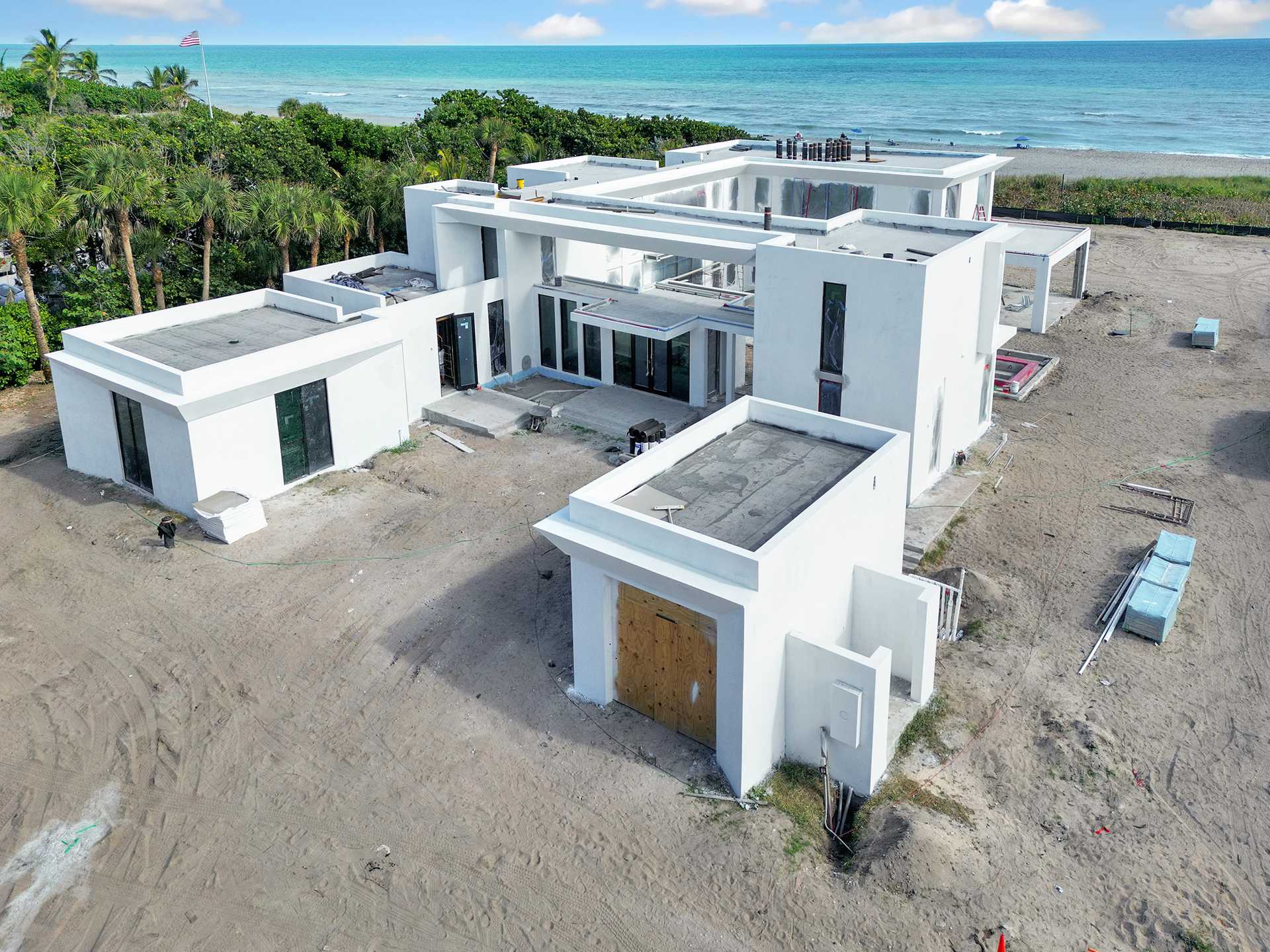 House in Hobe Sound, 5 South Beach Road 11628380