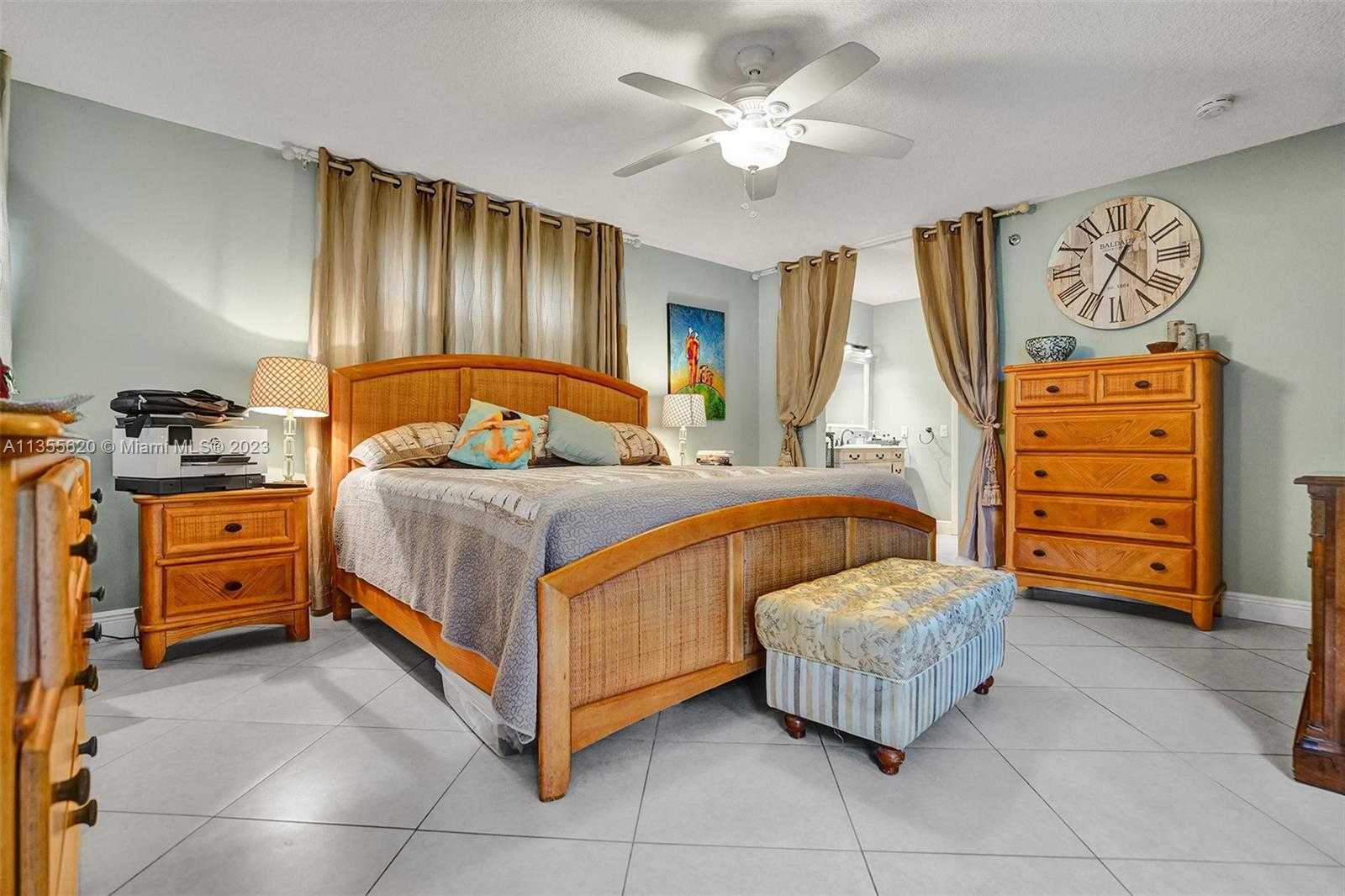 Eigentumswohnung im Pompano Beach, Florida 11628458