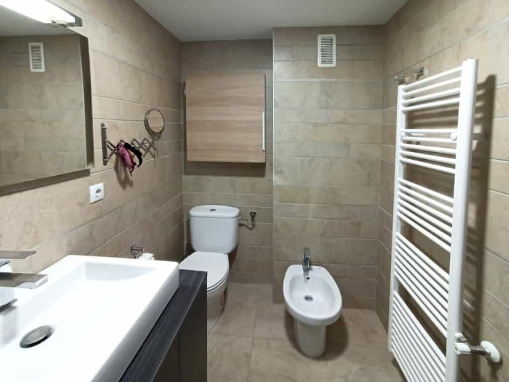 Condominium in Yecla, Murcia 11628498