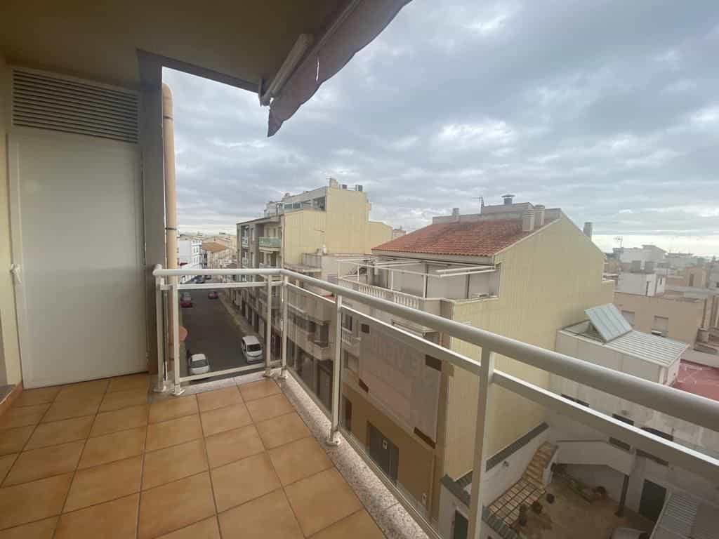 Condominium in San Carlos de la Rapita, Catalonië 11628501