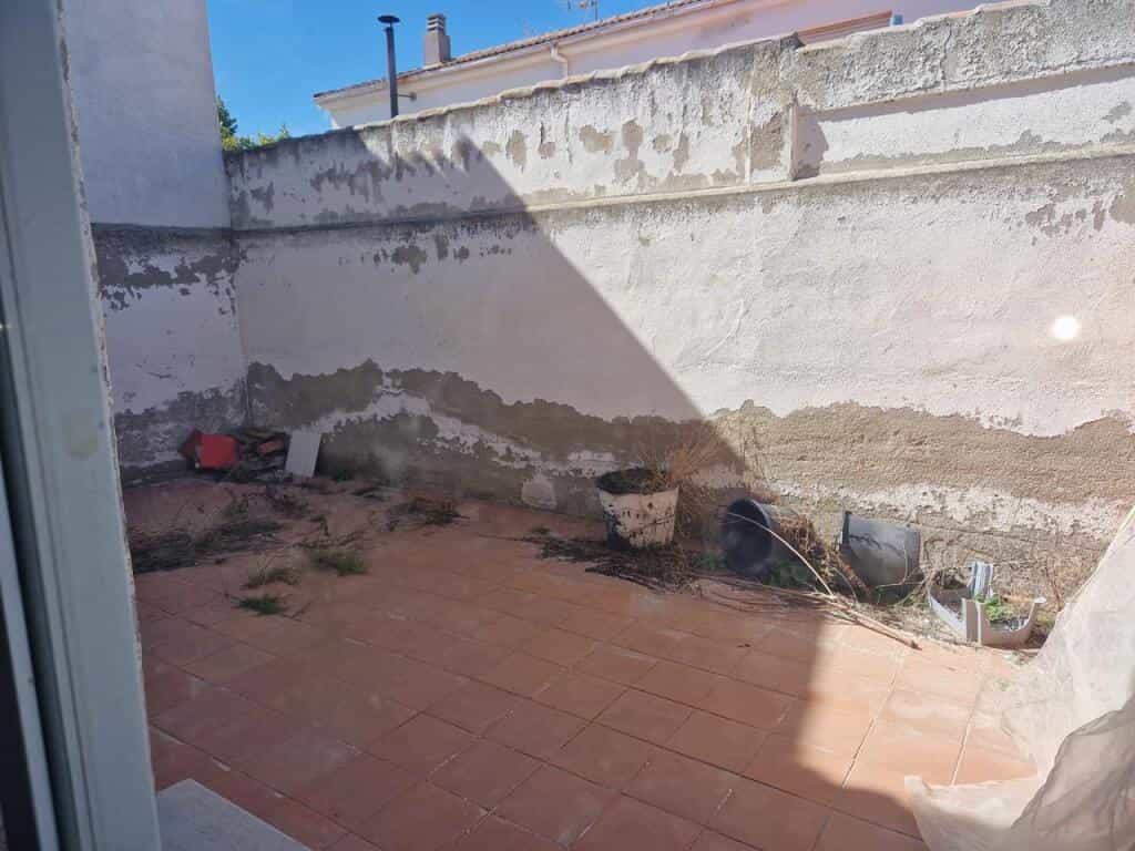House in Ajofrín, Castilla-La Mancha 11628515