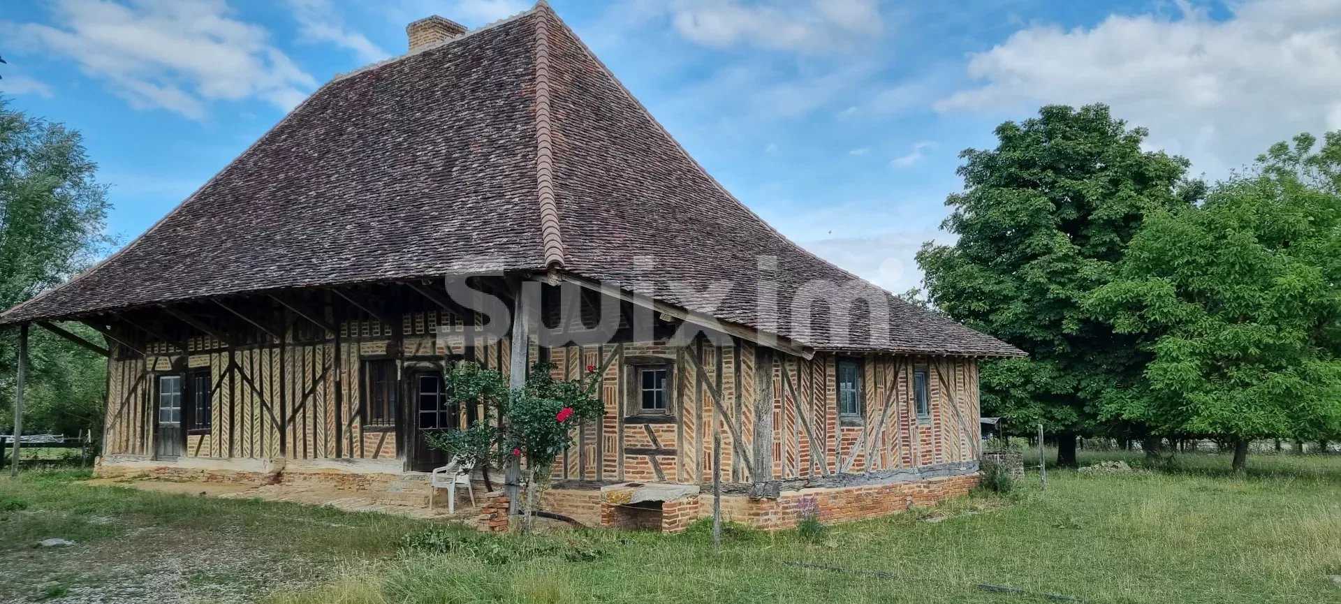 Haus im Lons-le-Saunier, Burgund-Franche-Comté 11628556