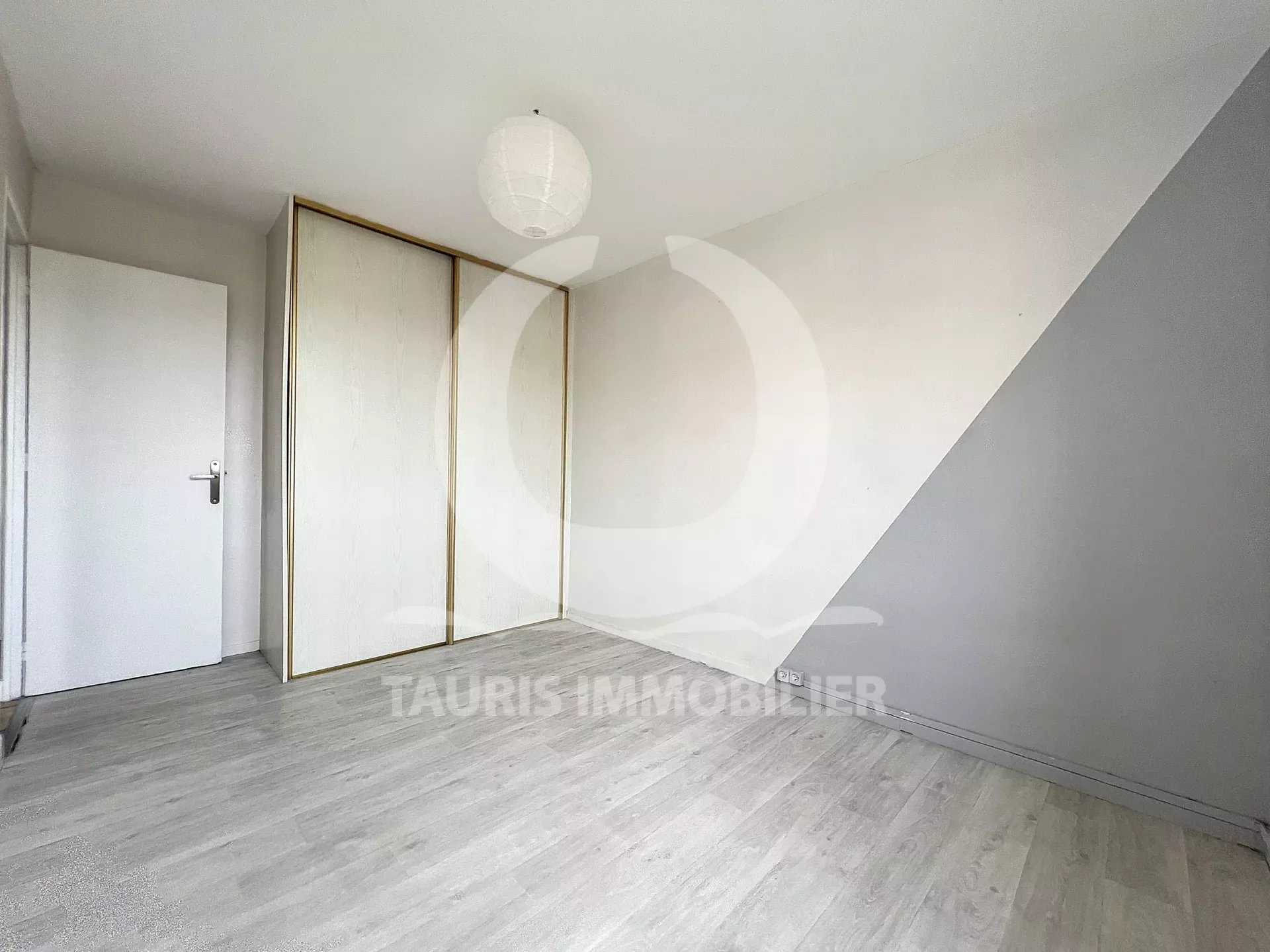 公寓 在 Saint-Loup, 普羅旺斯-阿爾卑斯-藍色海岸 11628577