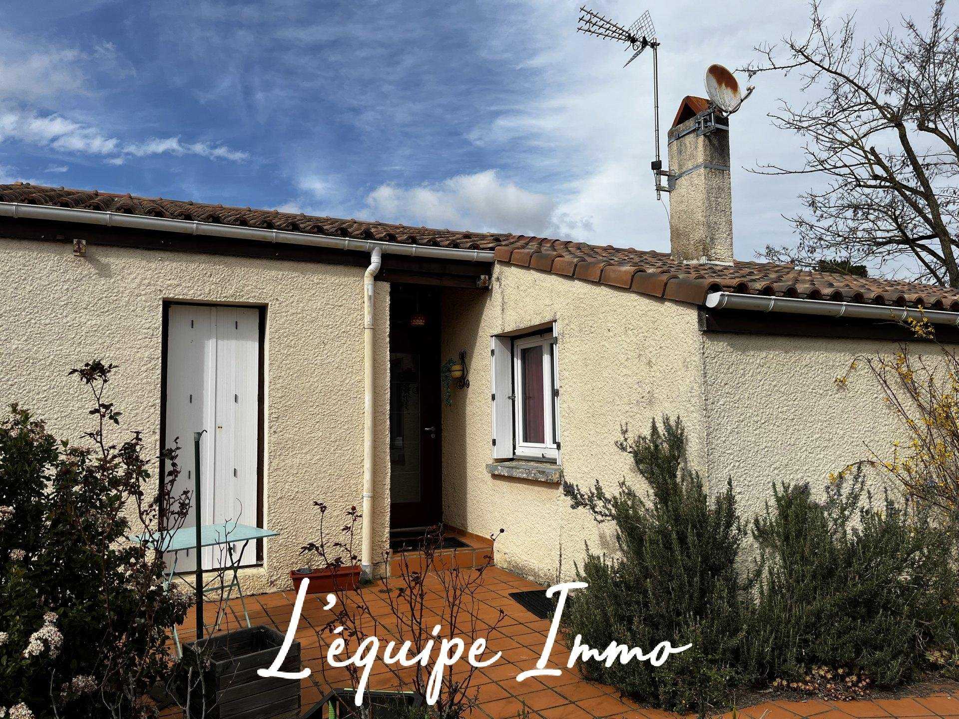 House in L'Isle-Jourdain, Occitanie 11628600