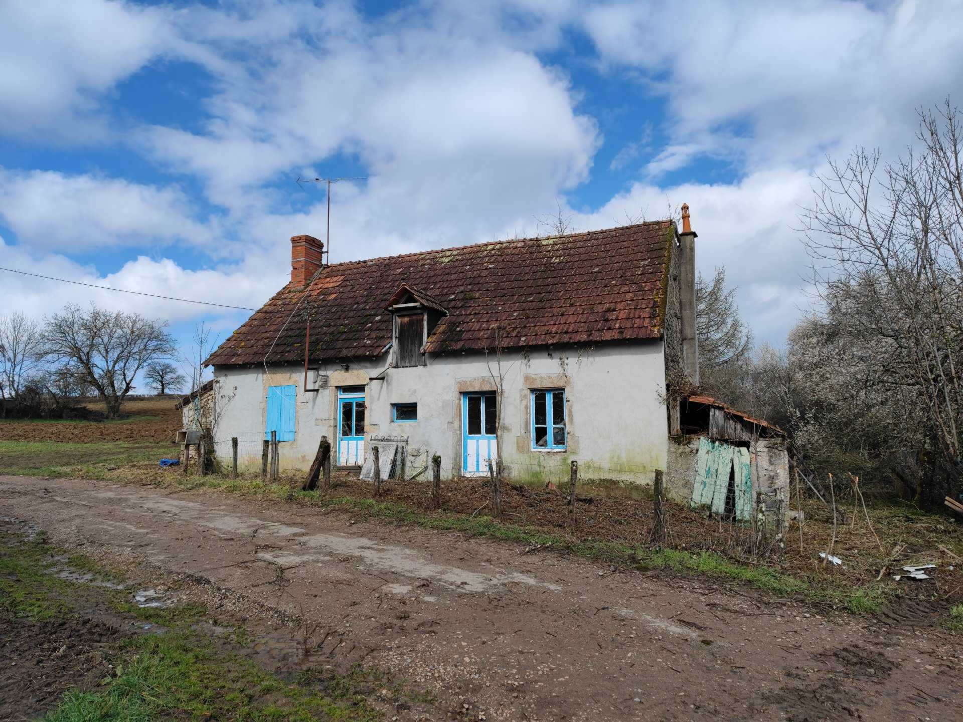 Casa nel Tamnay-en-Bazois, Borgogna-Franca Contea 11628610