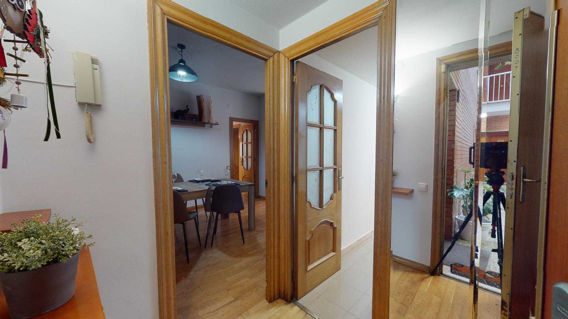 Condominium in San Feliu de Llobregat, Catalonia 11628999