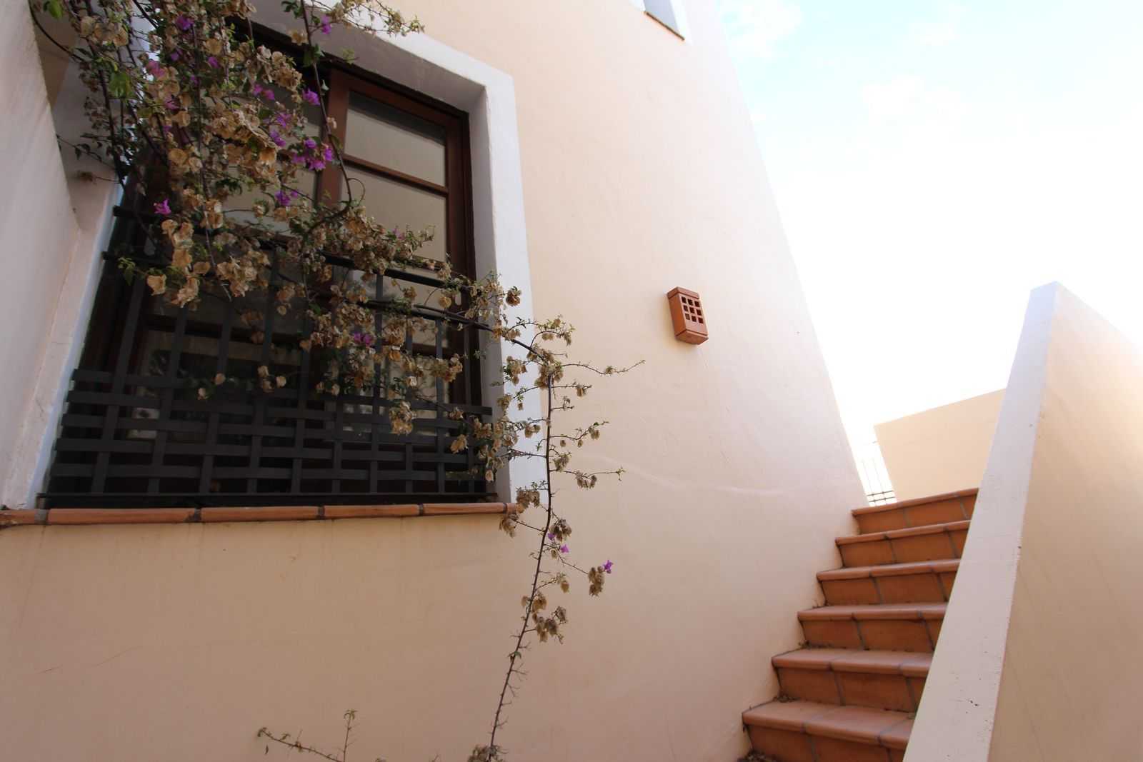 Πολλαπλά Σπίτια σε Benahavís, Andalucía 11629041