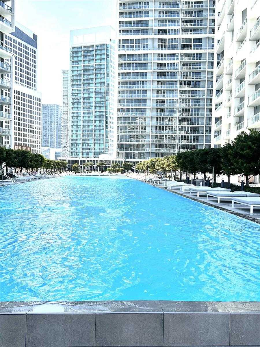 Condominium in Miami, Florida 11629565