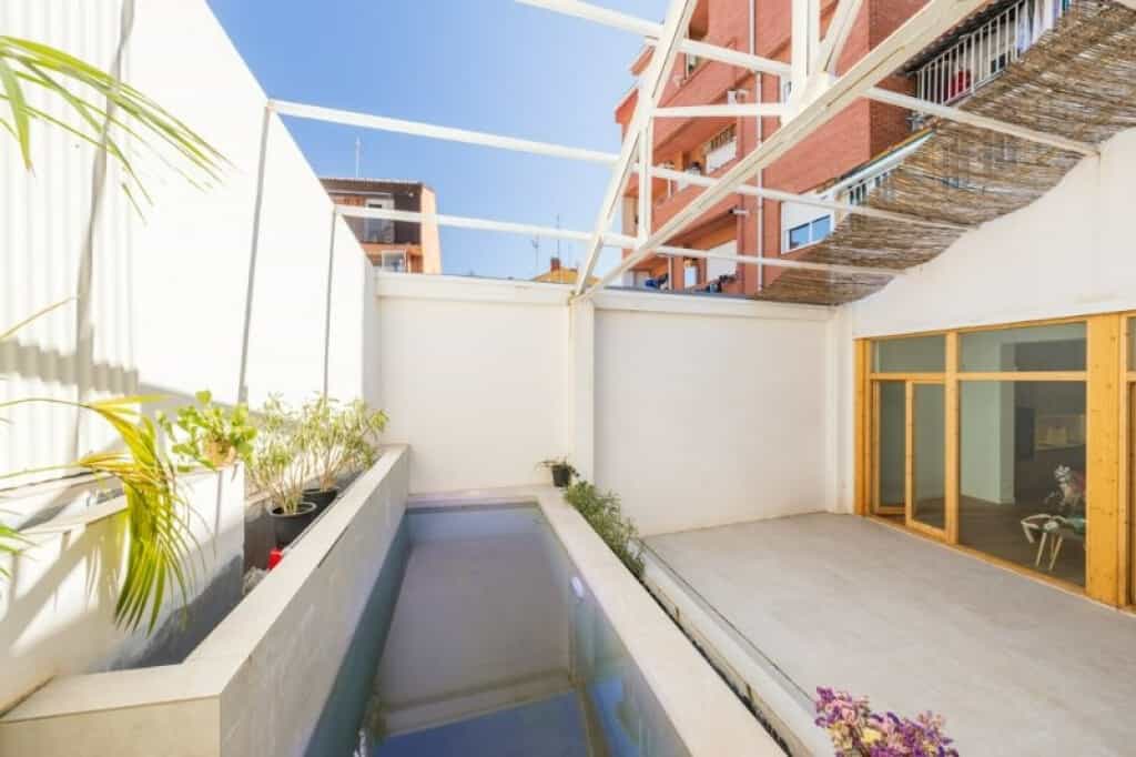 Condominium in Madrid, Comunidad de Madrid 11629685