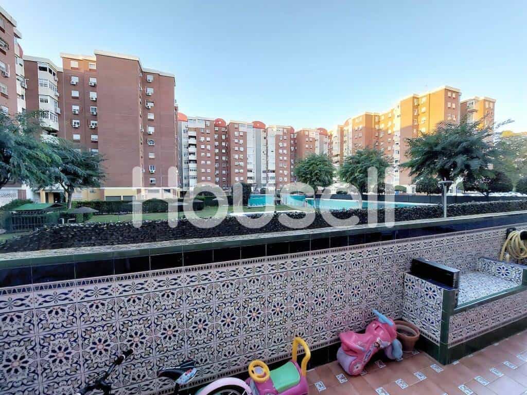 Condominium in Sevilla, Andalucía 11629710