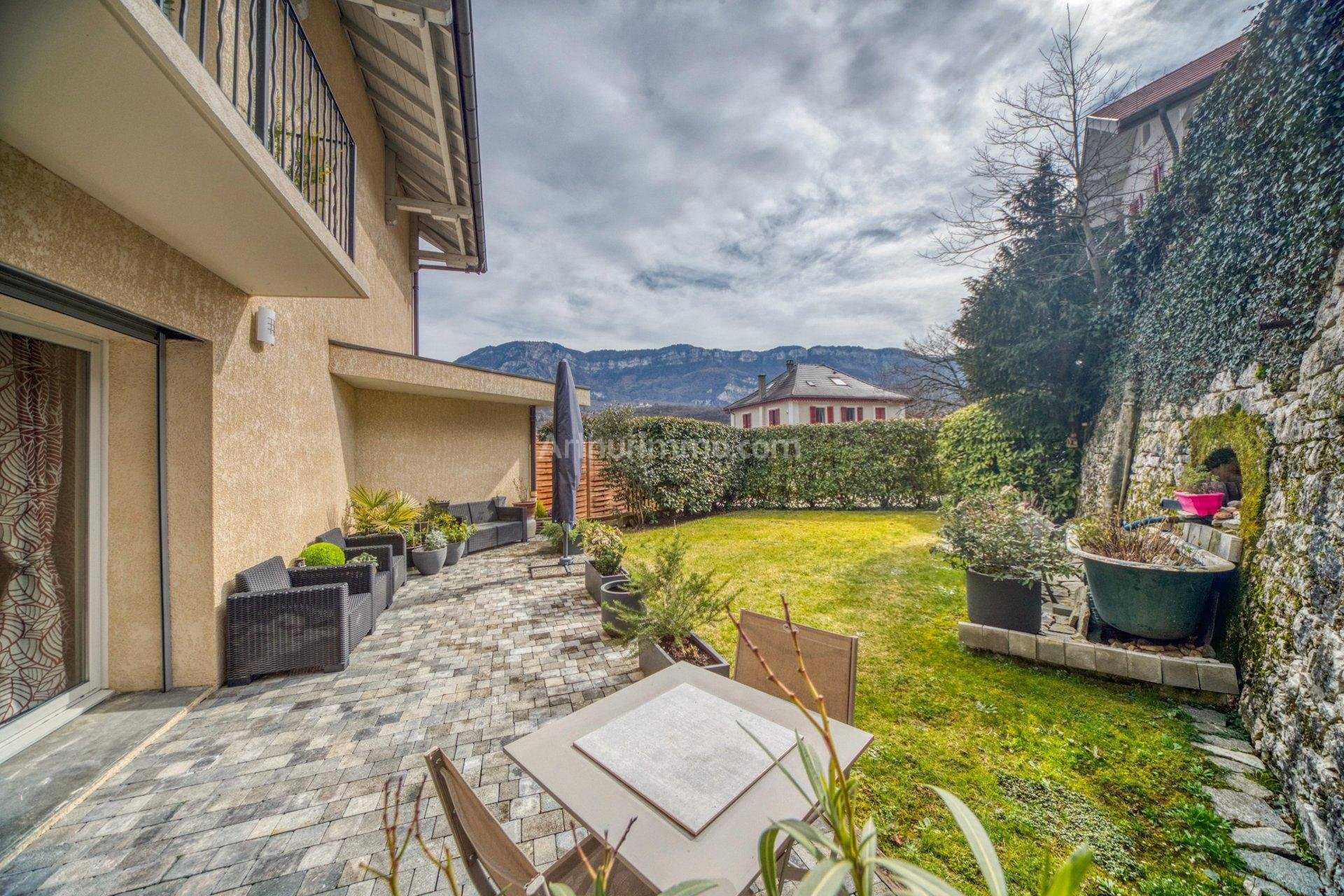 Molteplici case nel Aix-les-Bains, Alvernia-Rodano-Alpi 11629730