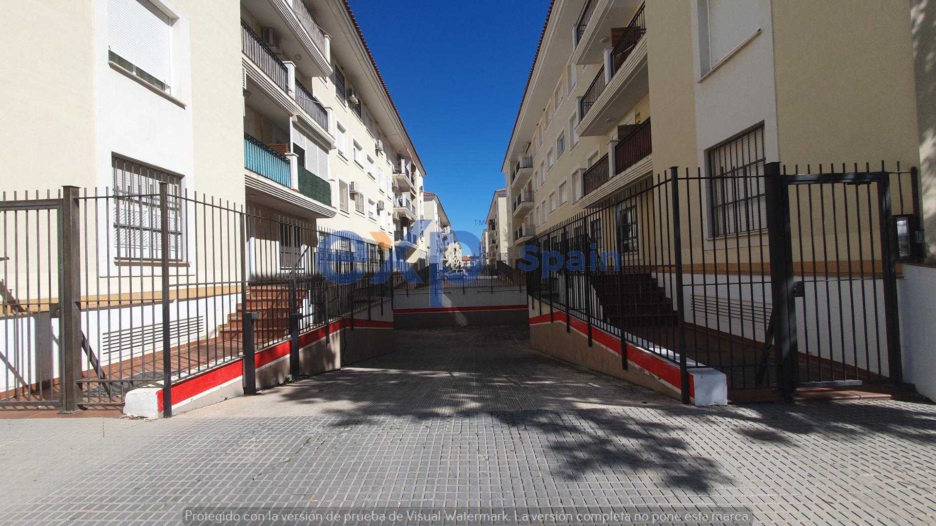 Condominio en Alcalá del Río, Andalusia 11630344