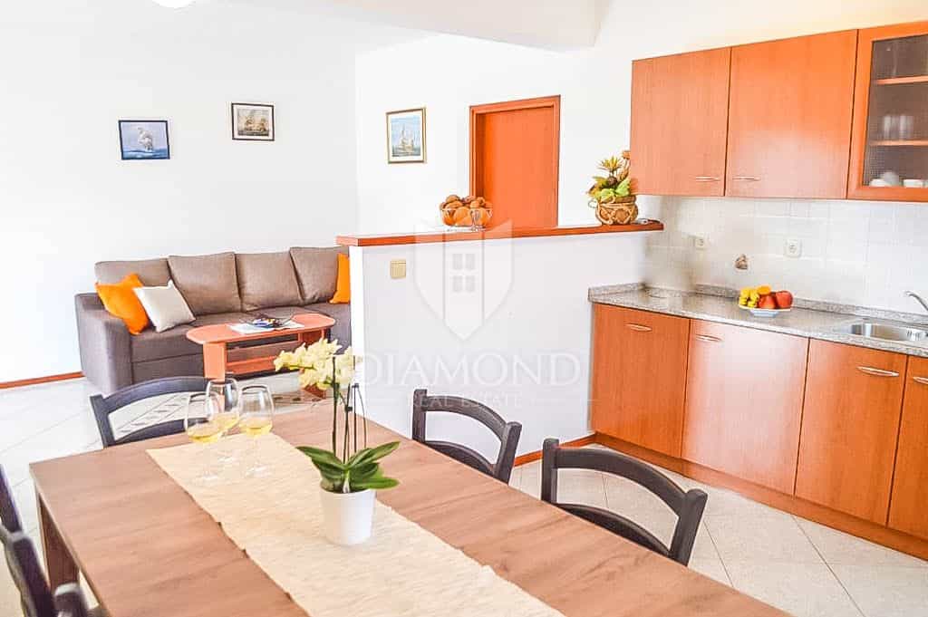 Dom w Vrsar, Istria County 11630704