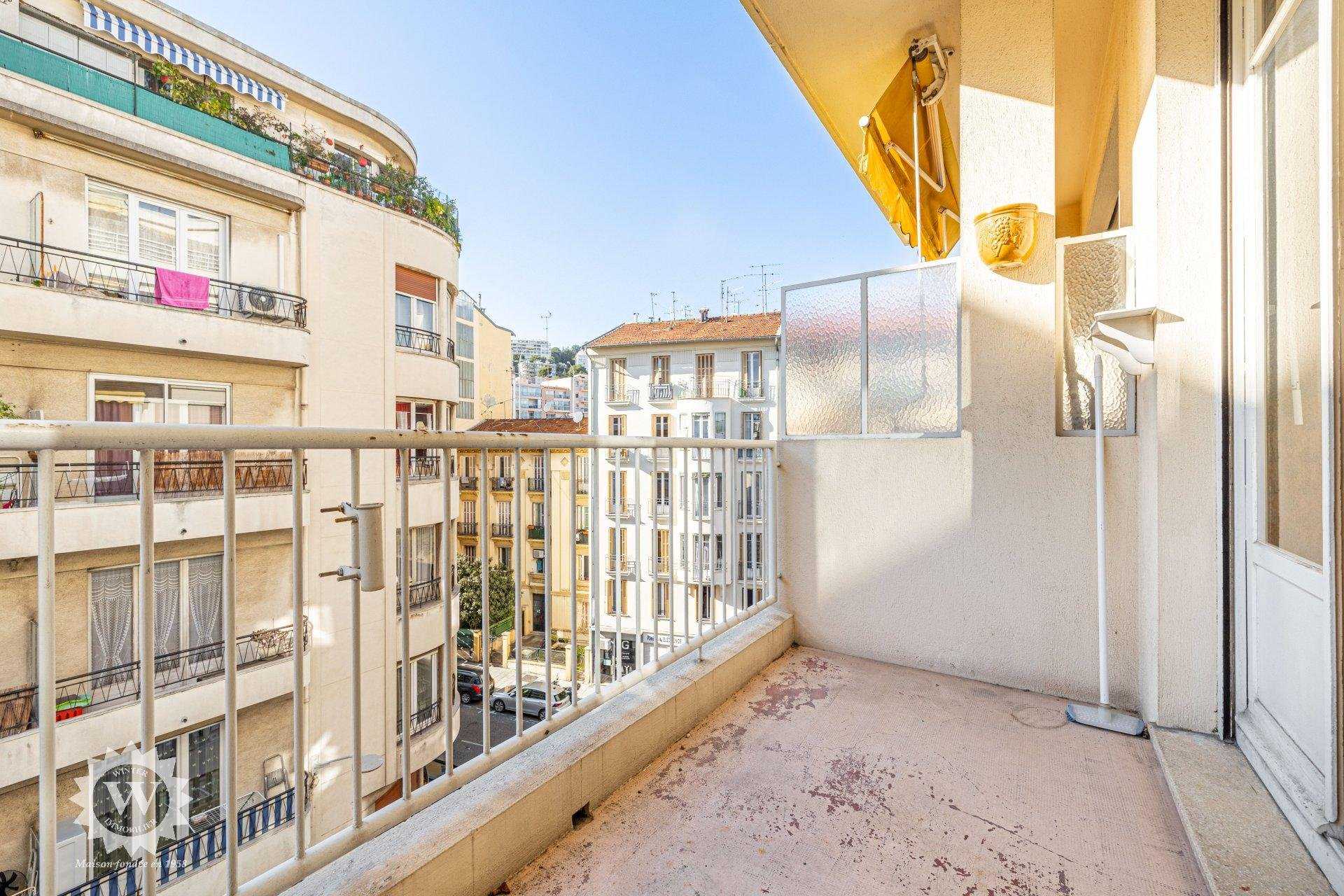 公寓 在 Nice, Alpes-Maritimes 11630934