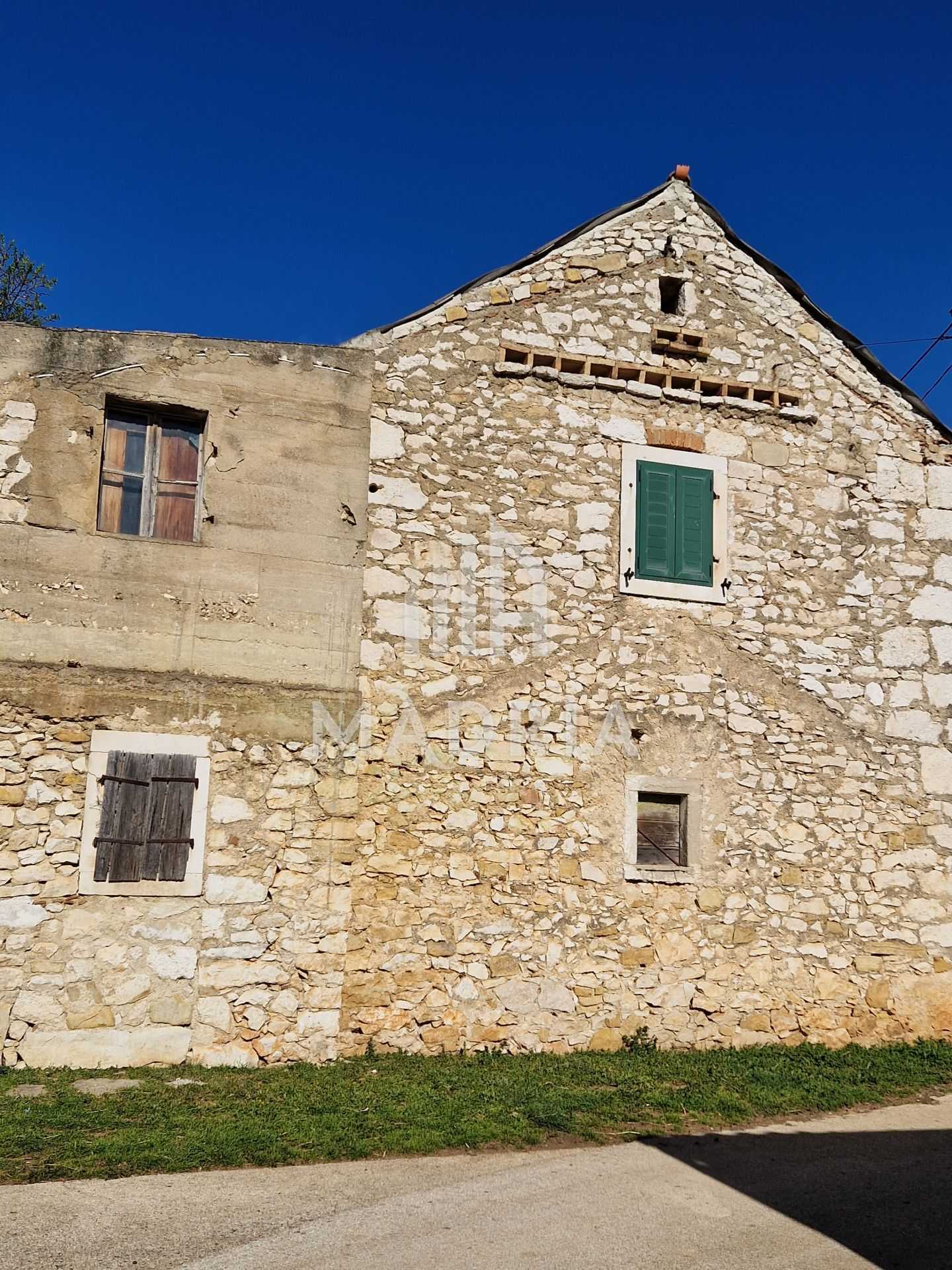 Hus i Musapstan, Zadarska Zupanija 11631317