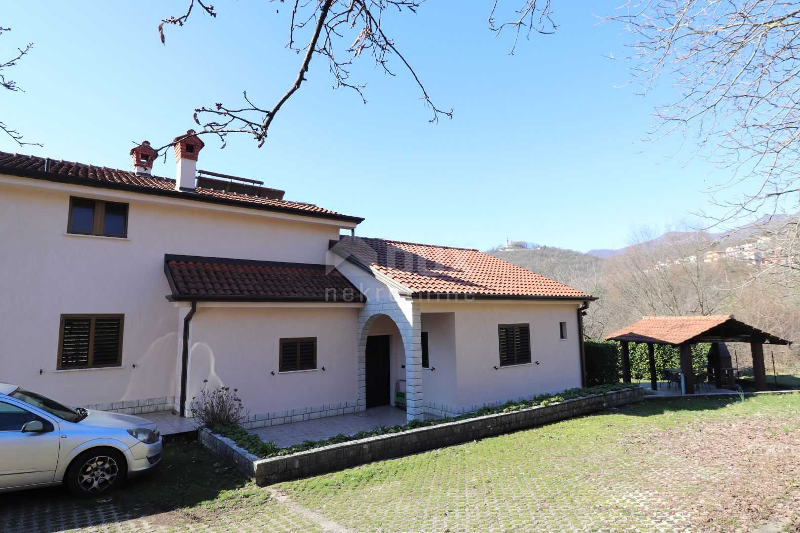 بيت في Bregi, Primorje-Gorski Kotar County 11631340