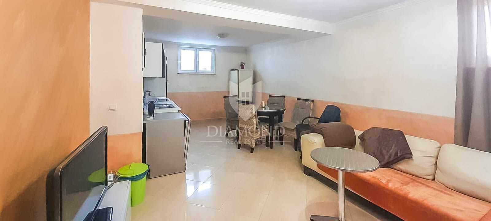 Condominium in Porec, Istarska Zupanija 11631438