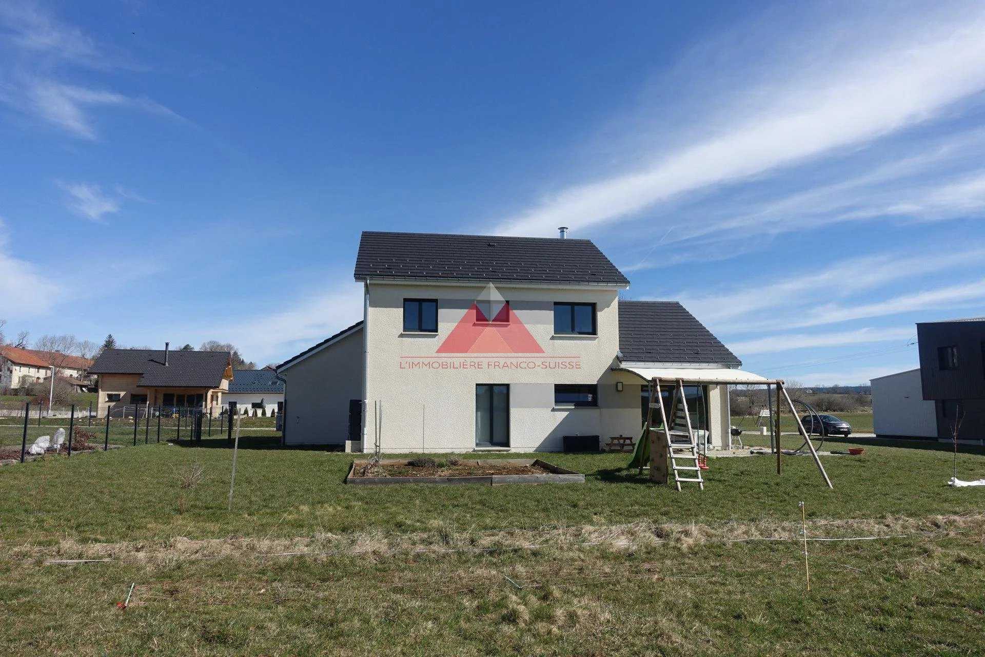 House in Saint-Pierre, Bourgogne-Franche-Comte 11631611