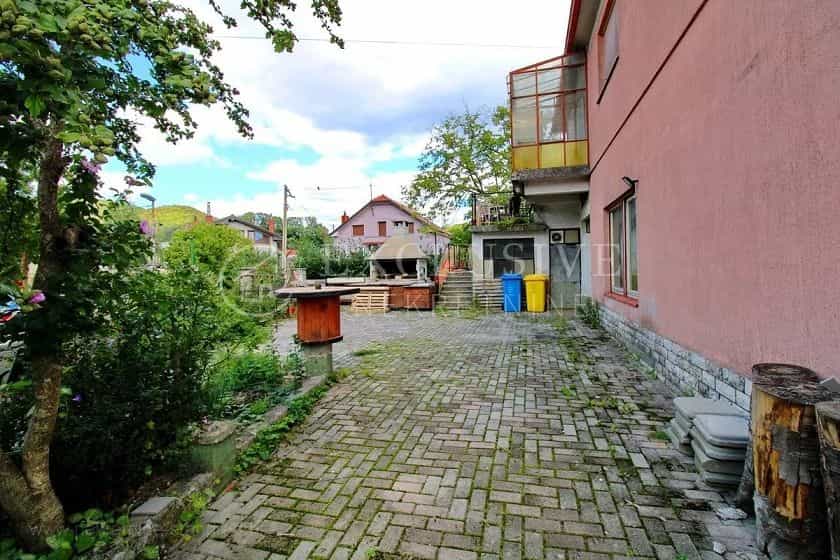 Talo sisään Klana, Primorsko-Goranska Zupanija 11631798