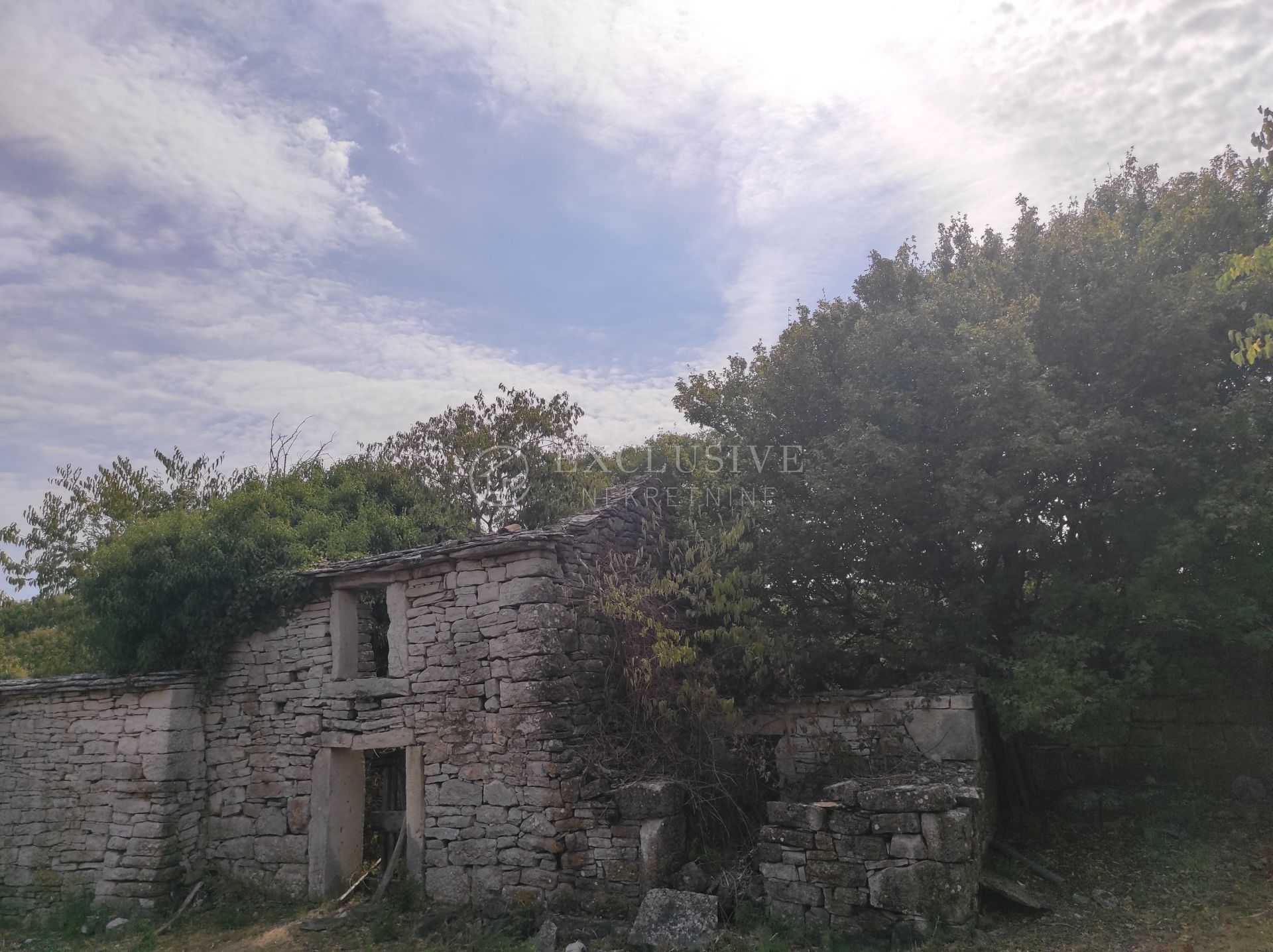 Γη σε Κανφανάρ, Istarska Zupanija 11631980
