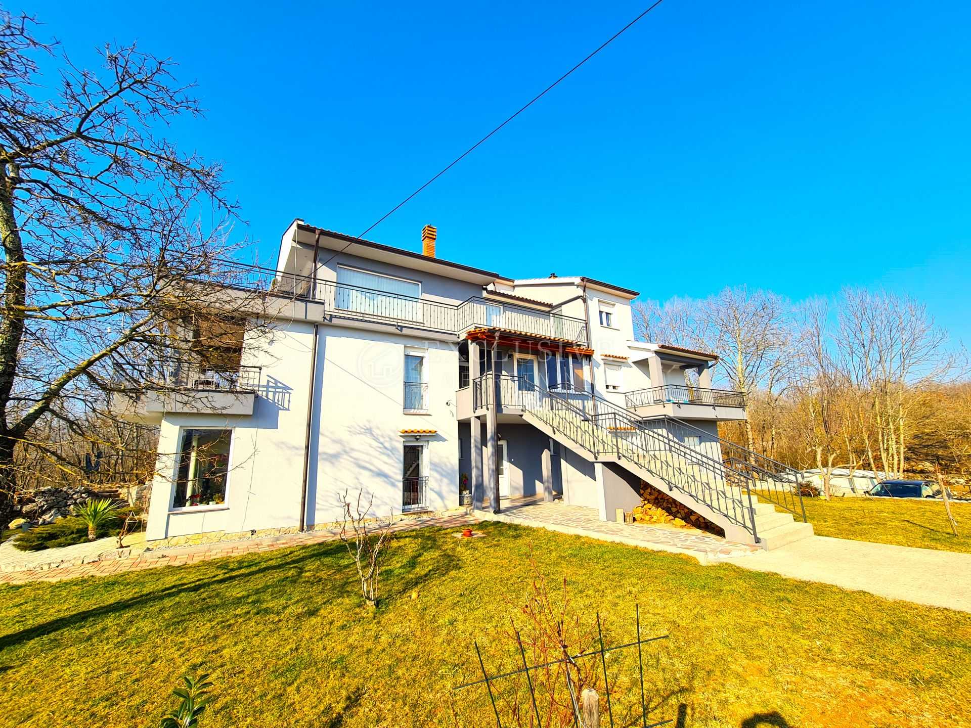 Condominio en Jurdani, Primorje-Gorski Kotar County 11632130