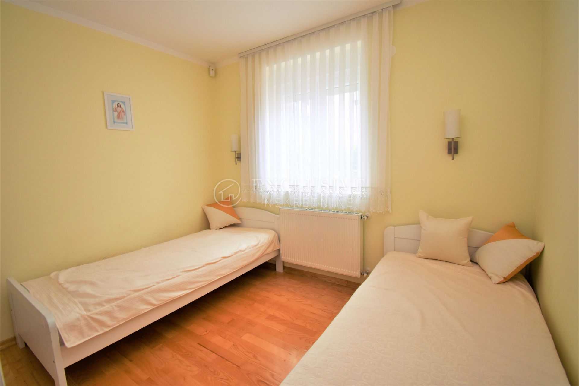 Condominium in Crikvenica, Primorje-Gorski Kotar County 11632213