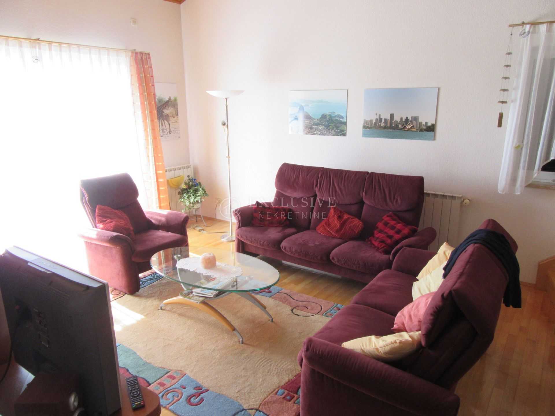 casa en Pobri, Primorsko-goranska županija 11632255