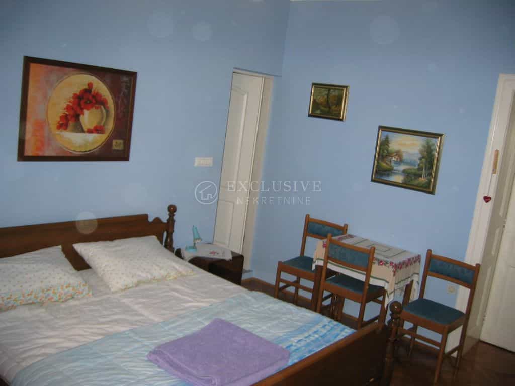 Квартира в Opatija, Primorje-Gorski Kotar County 11632264