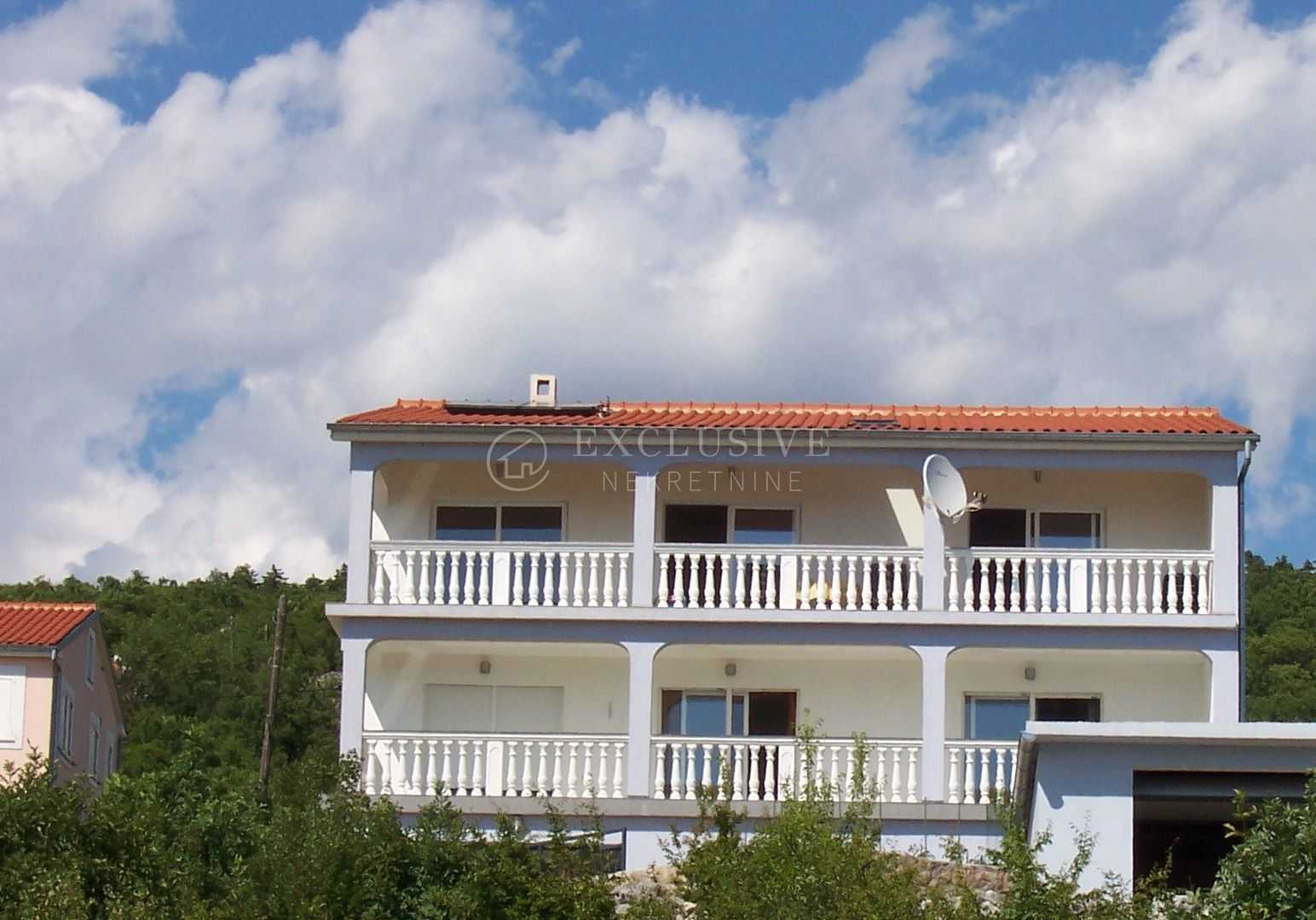 房子 在 Šmrika, Primorje-Gorski Kotar County 11632274