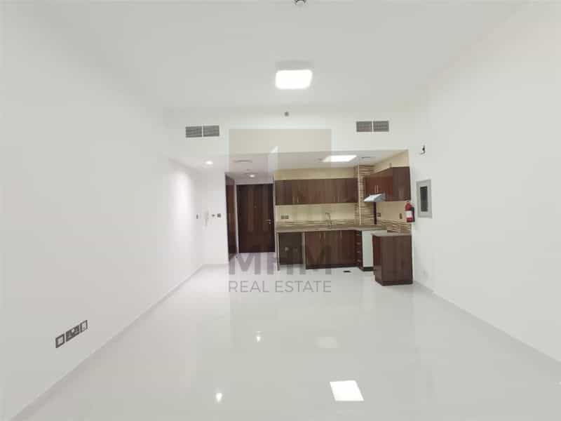 Condominium in Warisan, Dubayy 11632746