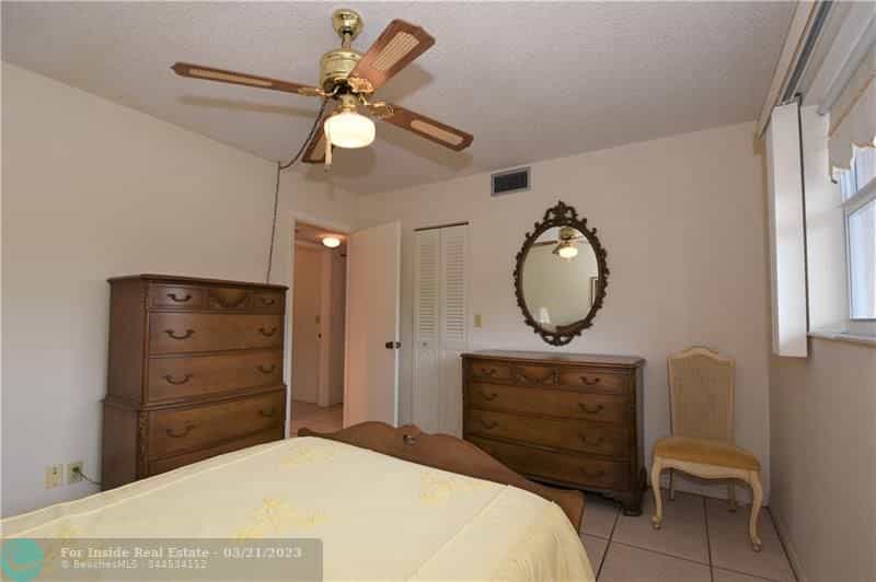 Квартира в Dania Beach, Florida 11632969