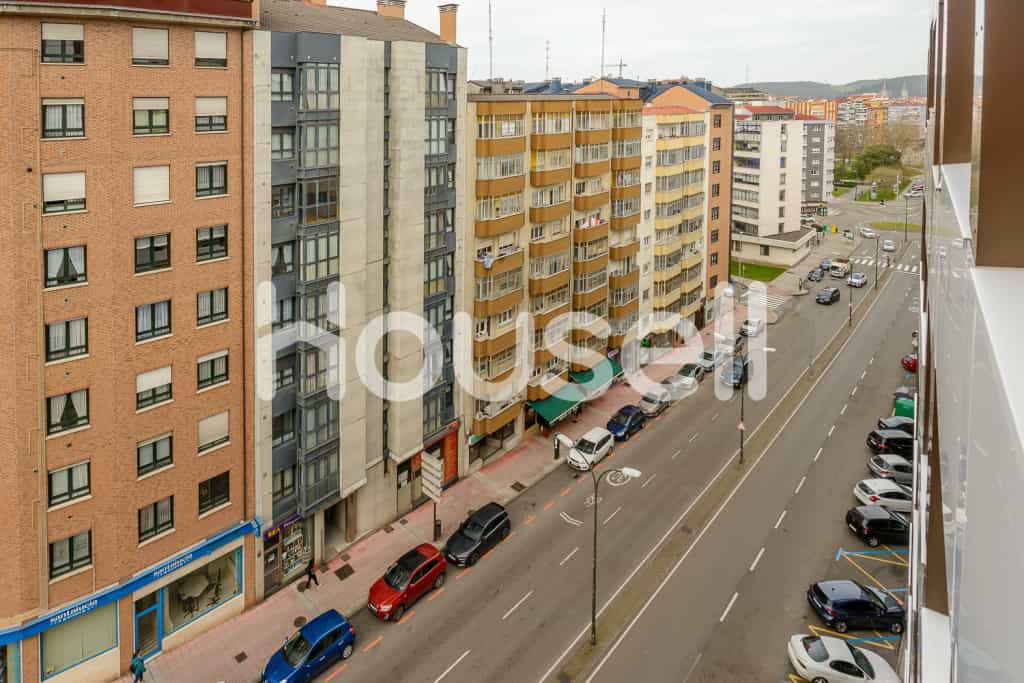Condominium dans Avilés, Principado de Asturias 11633058