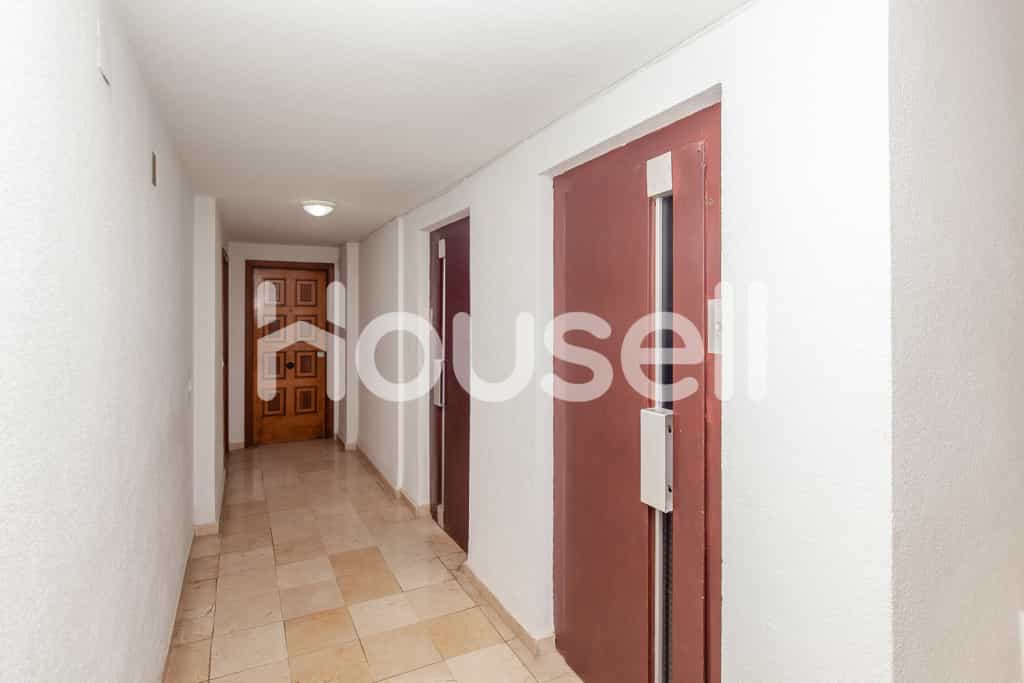 Condominium in Platja de Gandia, Comunidad Valenciana 11633070