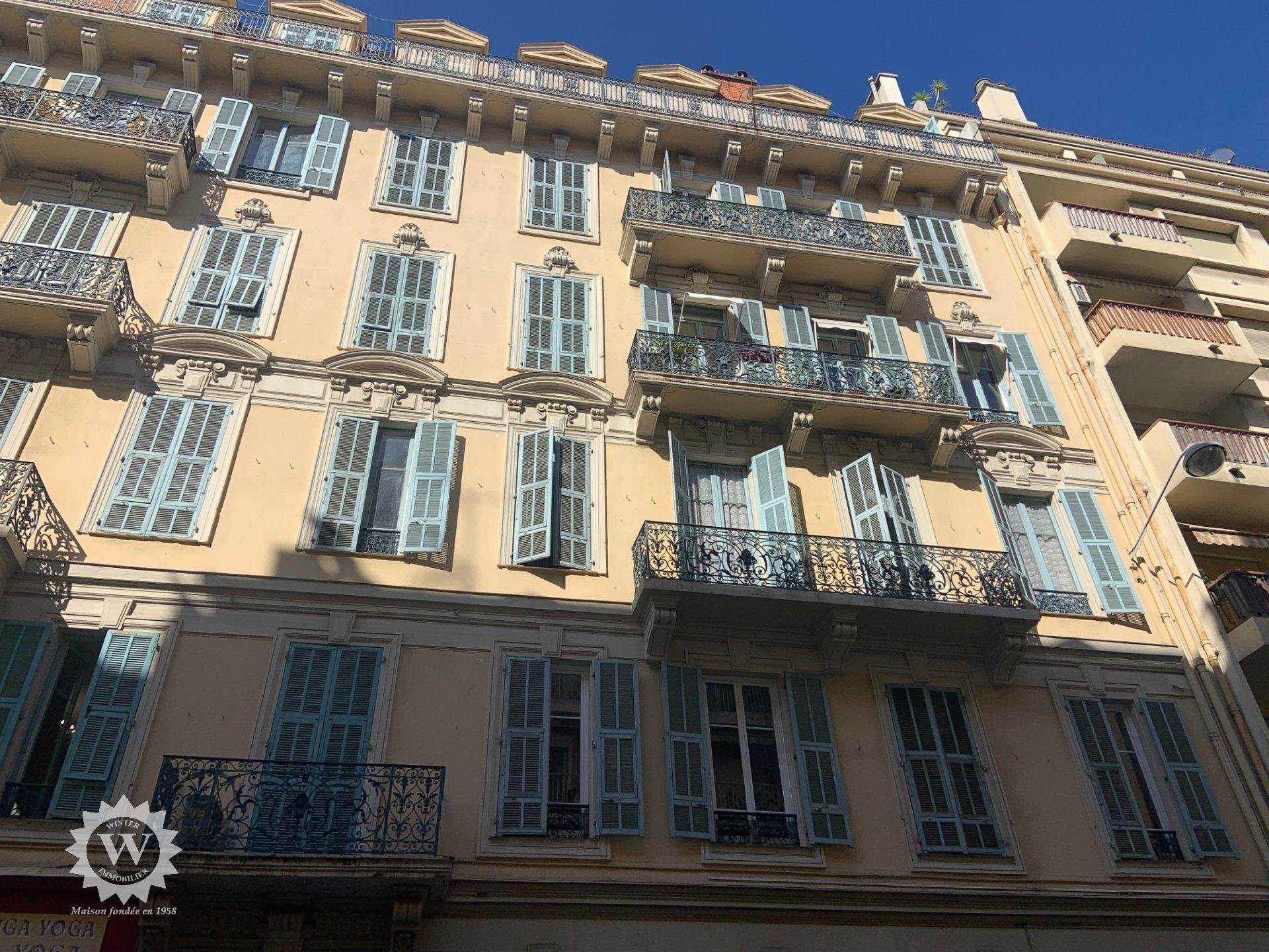 Condominium dans Nice, Alpes-Maritimes 11633104