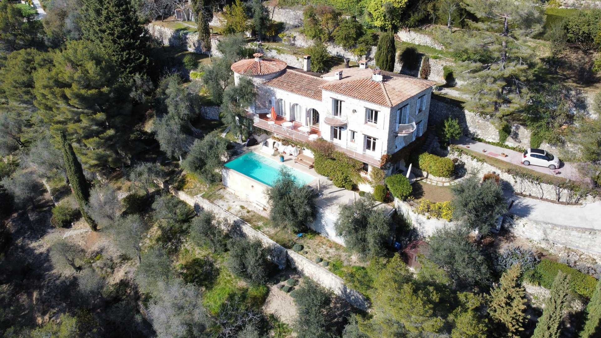 Other in Eze, Provence-Alpes-Cote d'Azur 11633140