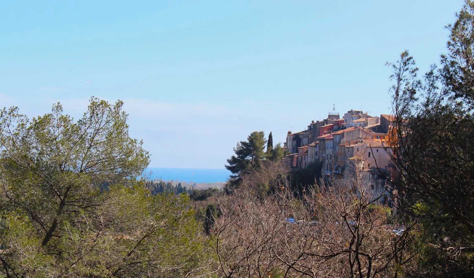 Rumah di biota, Provence-Alpes-Cote d'Azur 11633166
