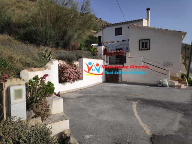 Talo sisään Albanchez, Andalusia 11633378