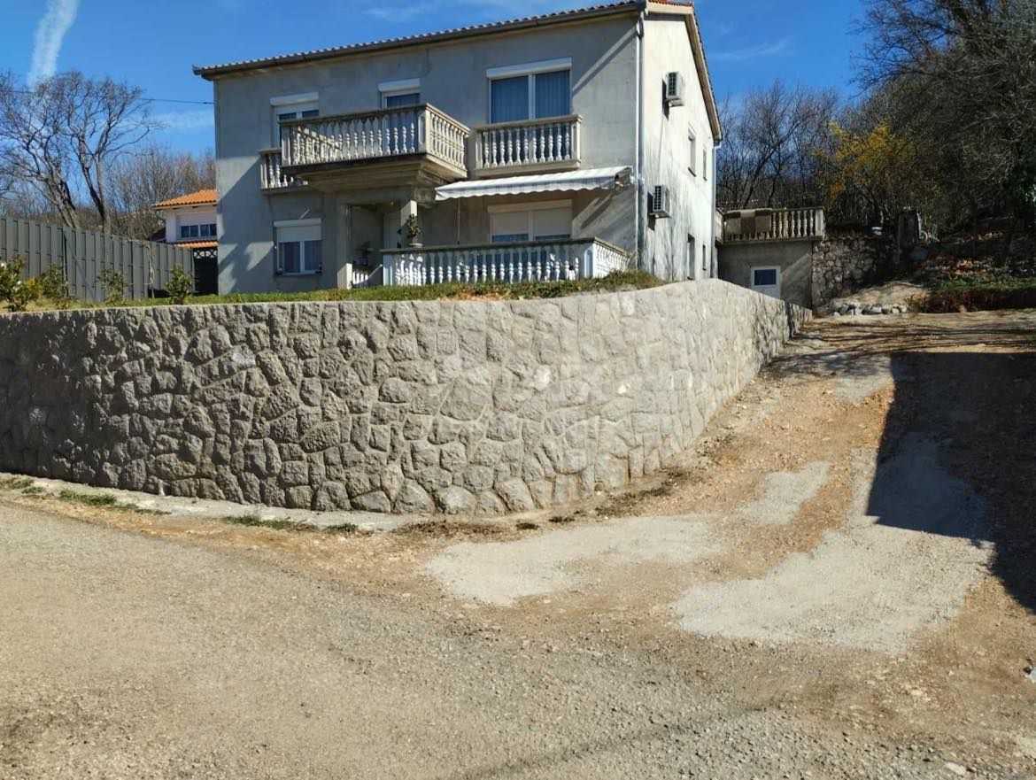 Eigentumswohnung im Bakar, Primorsko-Goranska Zupanija 11633397