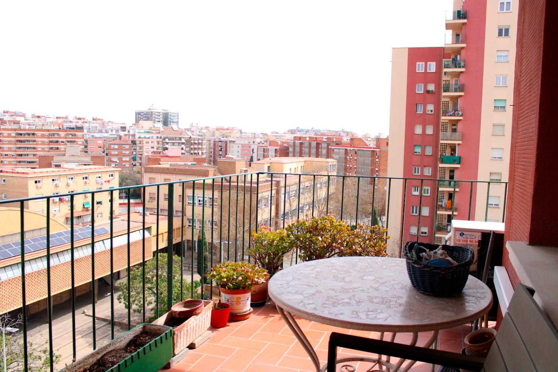 Condominium in San Adrian de Besos, Catalonia 11633608