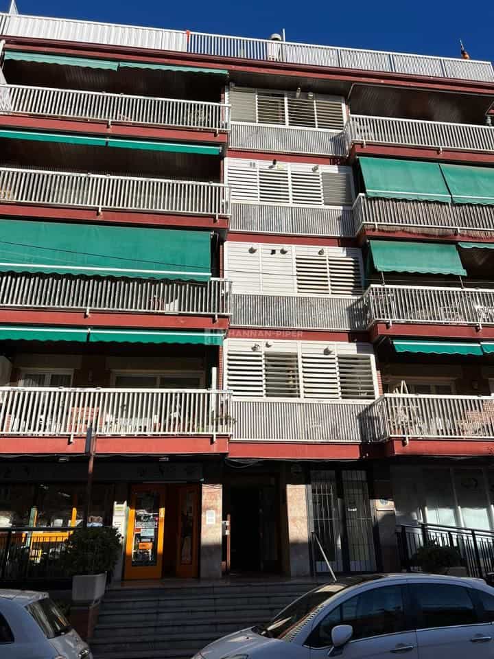 Condominium in Vilassar de Mar, Catalunya 11633733