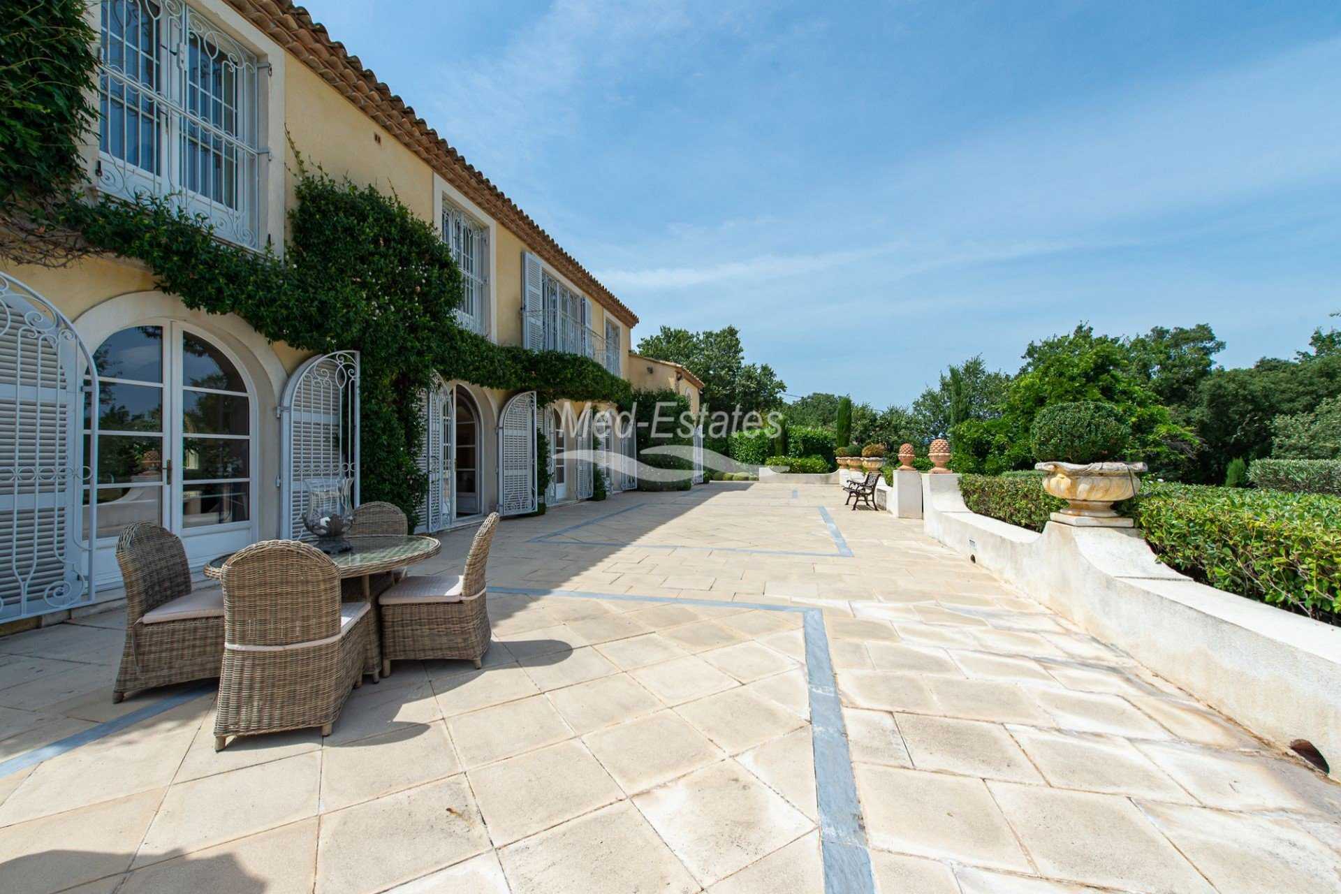 Rumah di Gassin, Provence-Alpes-Cote d'Azur 11633796