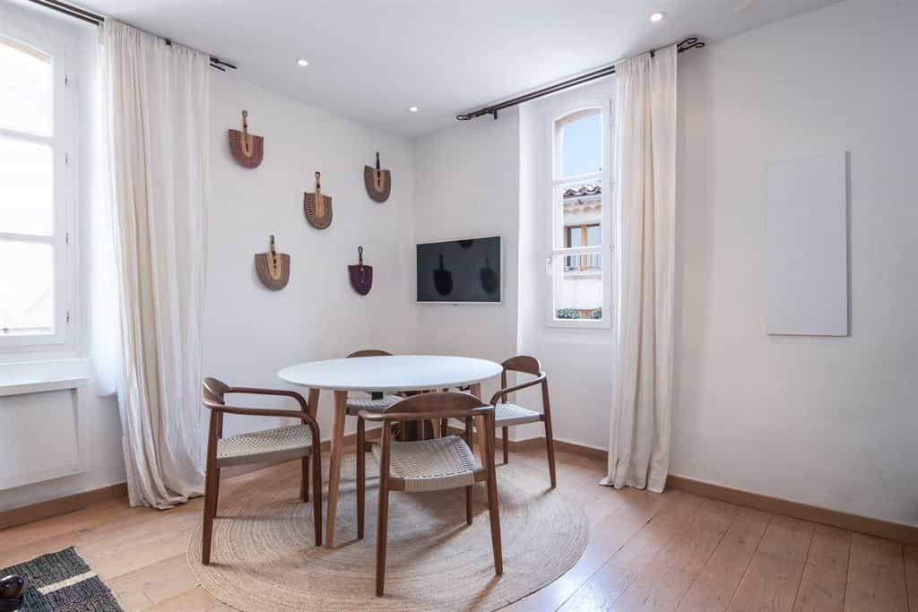 公寓 在 Saint-Tropez, Provence-Alpes-Côte d'Azur 11633830
