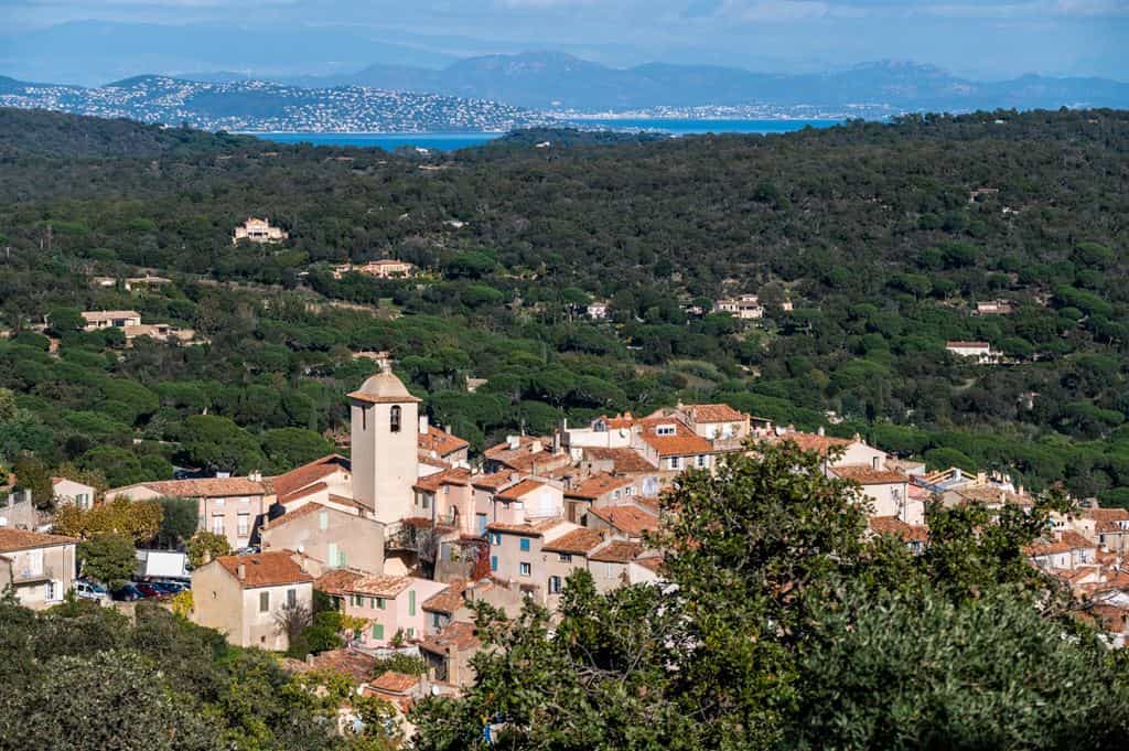 Terre dans Ramatuelle, Provence-Alpes-Côte d'Azur 11633833