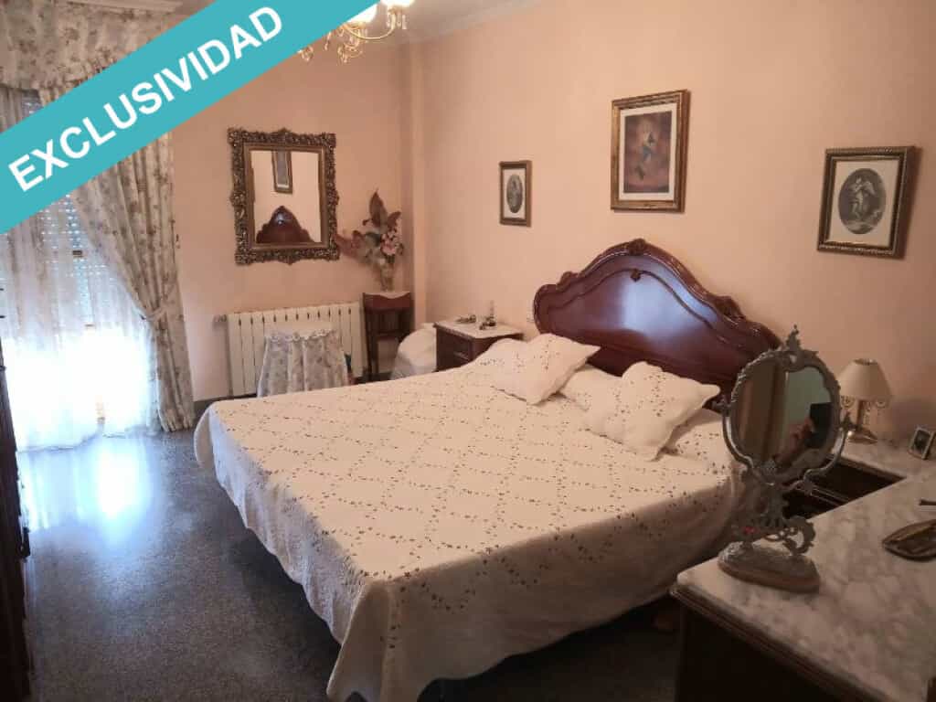 Residential in Villena, Comunidad Valenciana 11634776