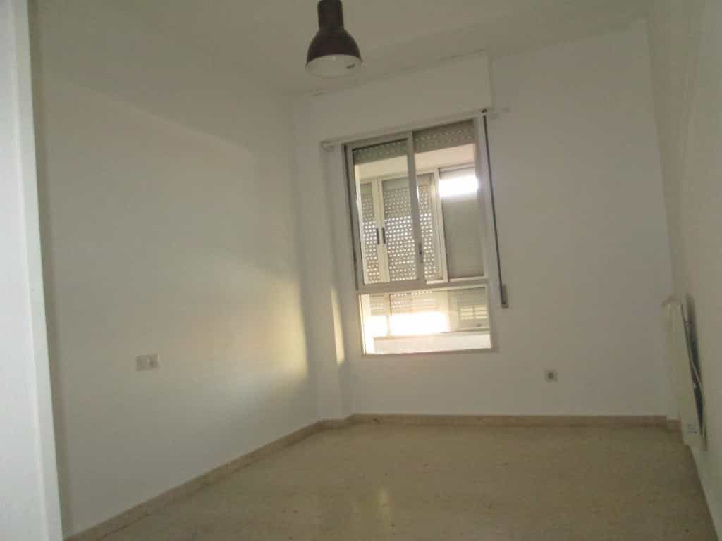 公寓 在 Sevilla, Andalucía 11634801