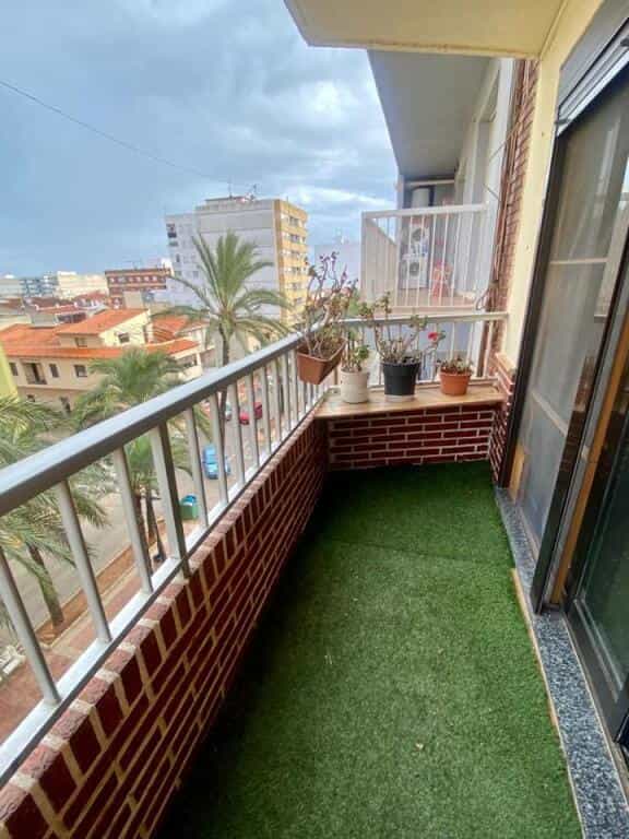 Condominium in Alginet, Valencia 11634804