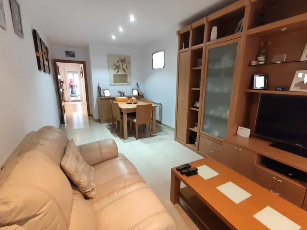 Condominium in Blanes, Catalonia 11634812